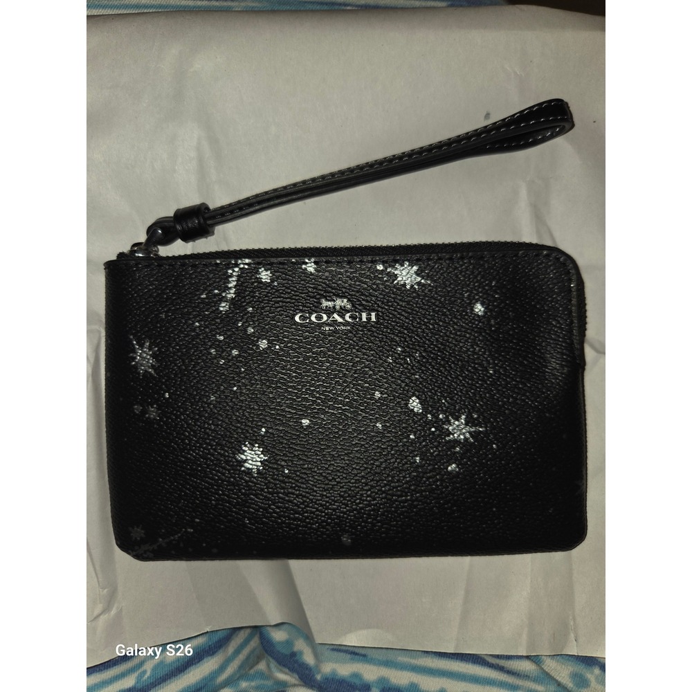 B2.Coach Corner Zip Wristlet Black Silver Celestial Star Print Leather CCK76 NWT